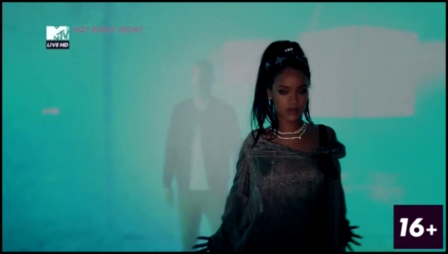 Видеоклип Calvin Harris Ft. Rihanna - This Is What You Came For MTV Live HD