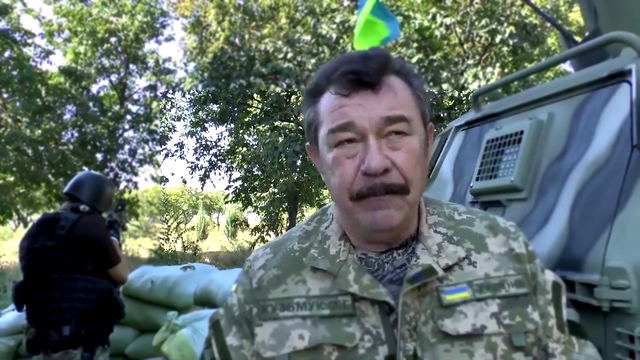 Видеоклип Генерал армії України Олександр Кузьмук відвідав штаб АТО в Маріуполі